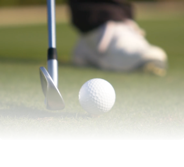 Close up of a golf club and ball representing Jack Nicklaus' game plan and preparation in golf
